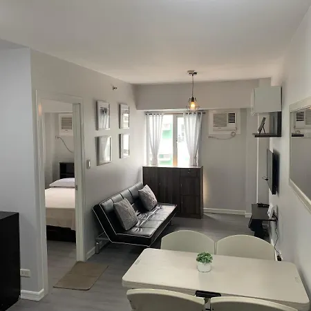 Cozy 1 Bedroom Near Alabang Town Center And Molito With Wifi And Netflix
