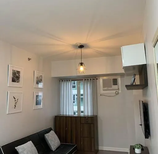 Cozy 1 Bedroom Near Alabang Town Center And Molito With Wifi And Netflix Apartment