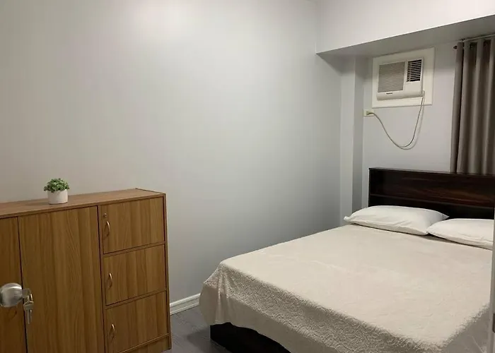 Cozy 1 Bedroom Near Alabang Town Center And Molito With Wifi And Netflix Apartment